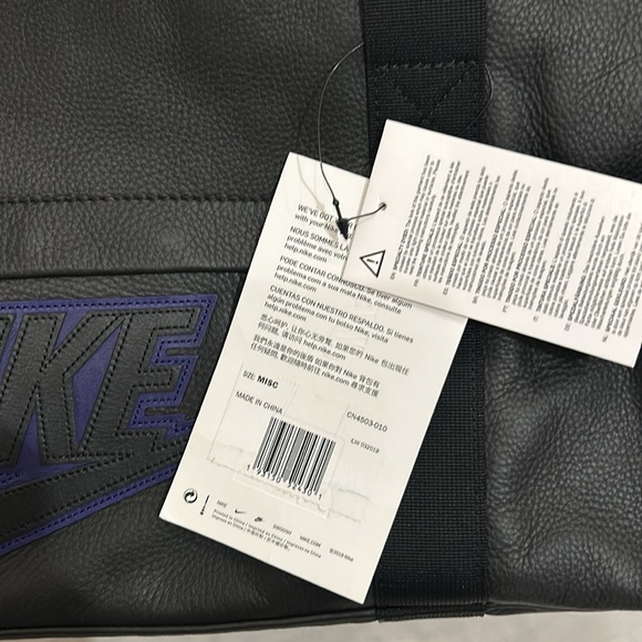 Supreme Nike Leather Duffle Bag (FW19) - New in original packaging - Picture 5 of 7